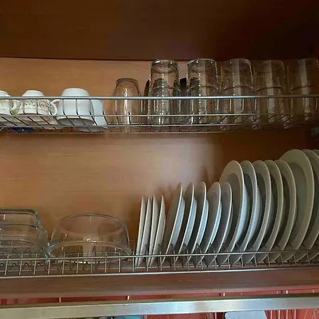 Cosy And Spacious Apartment Tirana