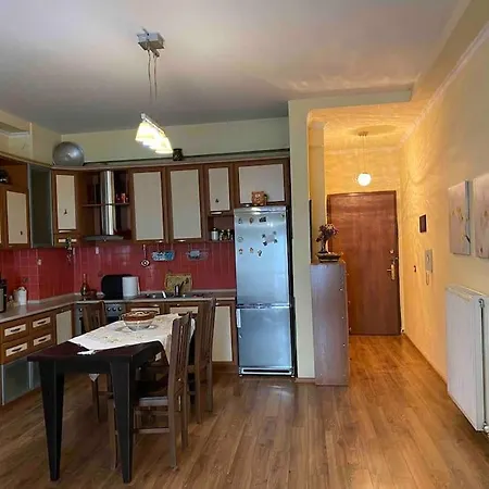 Cosy And Spacious Apartman *